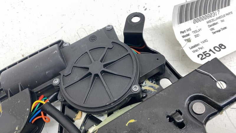 ⭕2020 -2024 Tesla Model Y Rear Liftgate Tailgate Decklid Lock Latch Ac