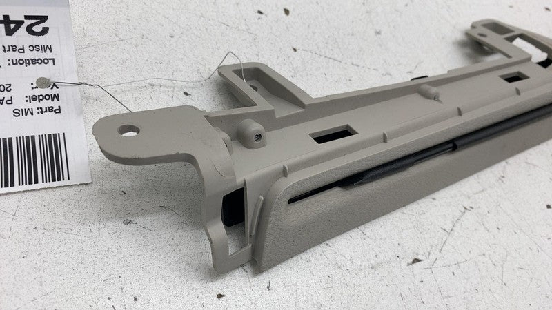 ⭕2017-2024 Chrysler Pacifica Rear Left Side Door Panel Window Sun Shade Assembly