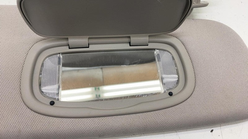 ⭕ 2017-2024 Chrysler Pacifica Passenger Right Side Sunvisor Sun Shade Visor OEM