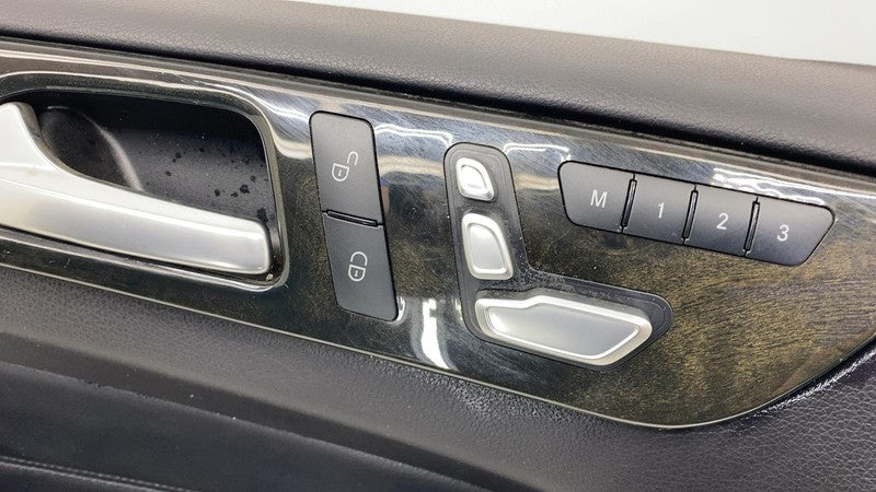 2016-2019 Mercedes-Benz GLE350 Front Driver Side Door Panel Trim Cover