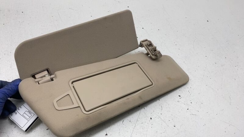 A2218172320 ⭕ 10-16 Mercedes-Benz E350 E-Class Front Right Windshield Sunvisor A2218172320