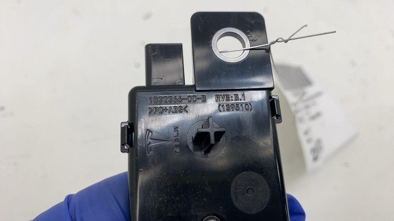 1780580-00-C ⭕ 24-25 Tesla Model 3 M3 Interior End Point Module Booster Assembly 1780580-00-C