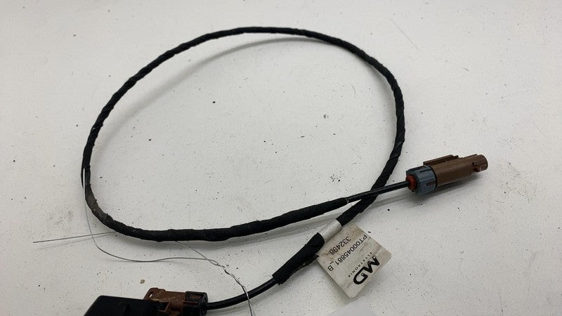 ⭕ 22-24 Rivian RIT Front Left or Right Fender Parking Camera Module PT