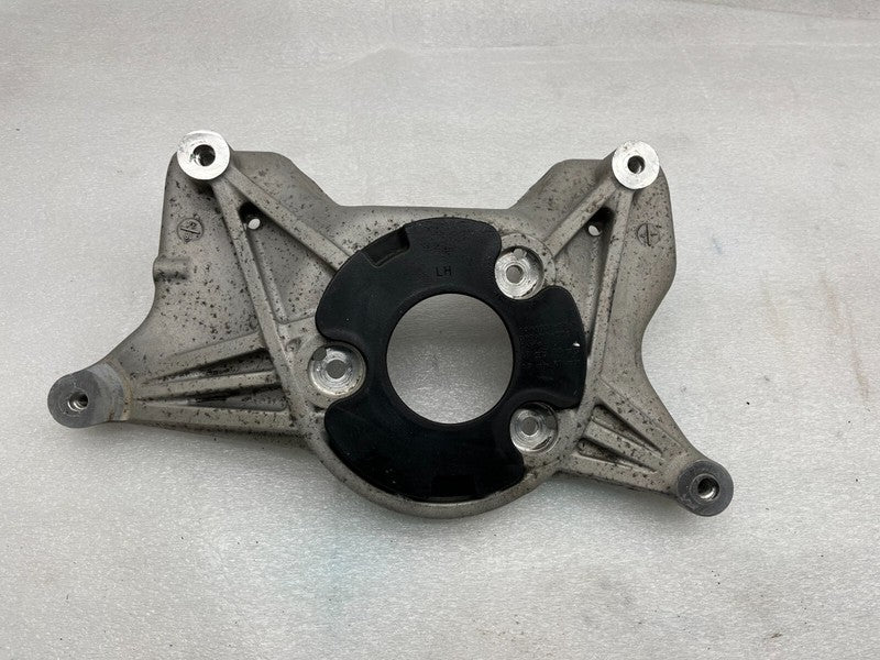 ⭕ 17-23 Model 3 Y Front Driver Side Upper Strut Mount Bracket Left 104