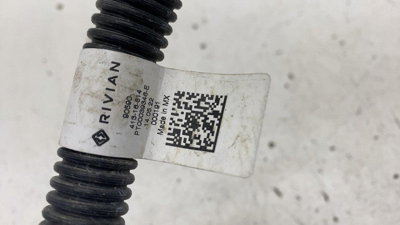 ⭕ 2022 Rivian EDV-700 Amazon Van Coolant Hose Pipe Cooling Tube PT0003