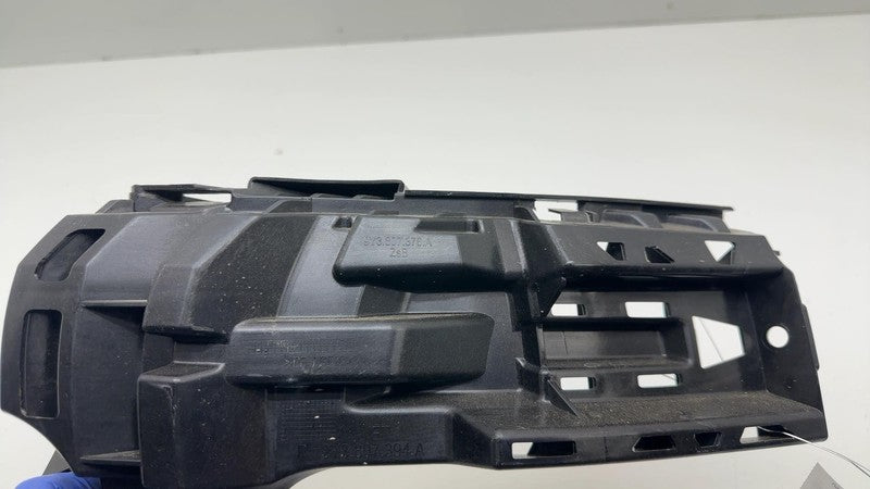 9Y3 807 394 A ⭕2019-2024 Porsche Cayenne Rear Right Bumper Mounting Bracket Support 9Y3807394A