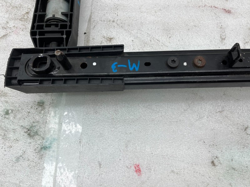 111985300B ⭕ 20-23 Tesla Model Y Front Left or Right 1st Row Track Seat Motor 1119853-00-B