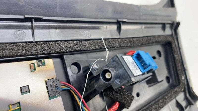 ⭕ 20-23 Model Y Left Exterior B-Pillar Applique Glass Trim LH AP3 1506