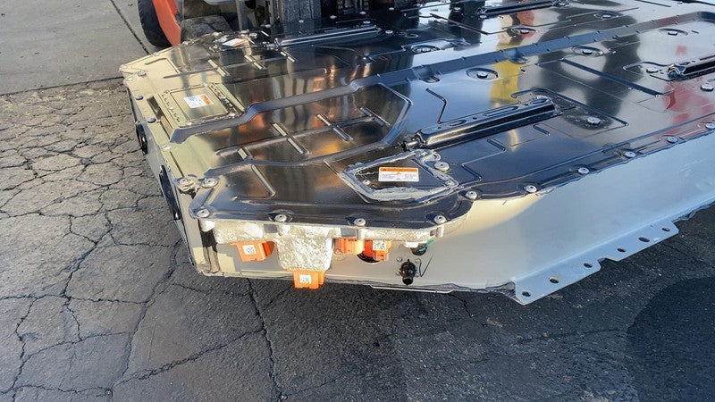 PT00057222 H 2022 2023 2024 Rivian R1S Large Battery Pack 141kWh Lithium HV Module Assembly