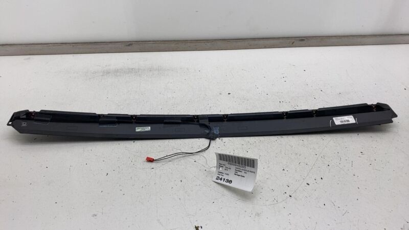 600591700E 2012-2020 Tesla Model S Rear Center High Mounted Stop Light Third 3rd Brake Assy