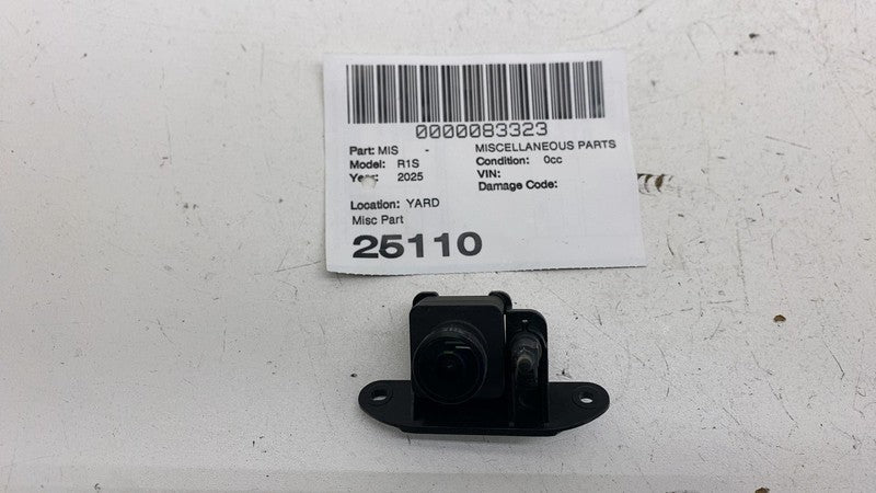 PT00465707 D ⭕ 2022 2023 2024 2025 Rivian R1S R1T Rear Camera & Bracket Assembly PT00465707-D