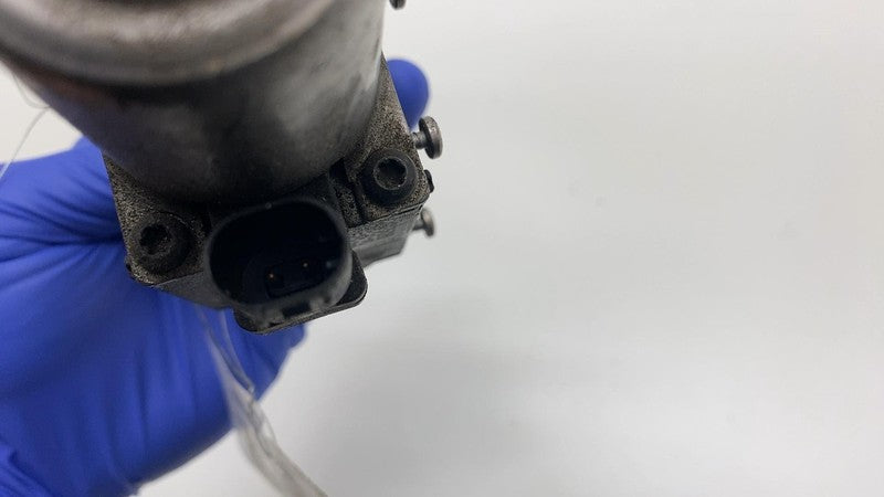 2021 2022 2023 BMW 530e G30 HVAC Heater Control Valve w/ Hose Pipe Ass