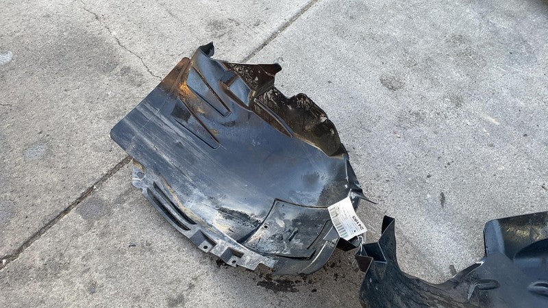 16-19 Mercedes-Benz GLE350 Front Inner Fender Liner Splash Guard Shield Right RH