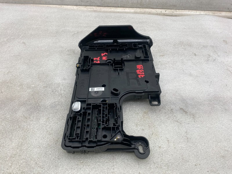 ⭕ 20-23 Tesla Model 3 Right Low Voltage Electronic Control Module 1567