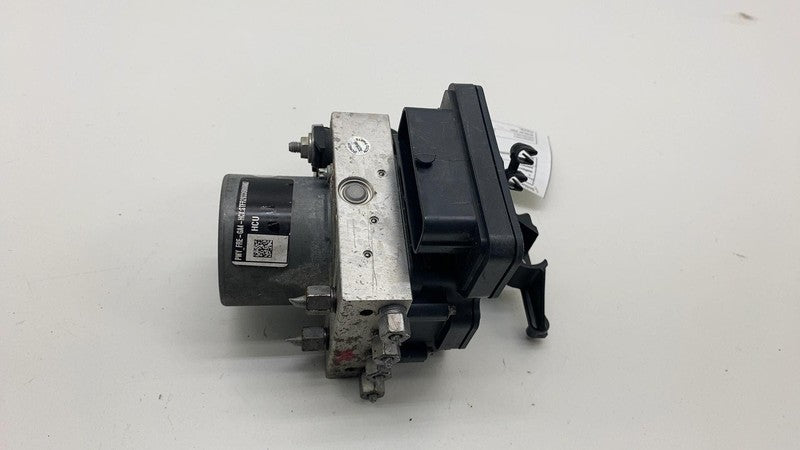 104474500B 2020-2024 Tesla Model Y Antilock Brake System ABS Pump Module w/ Mount Bracket