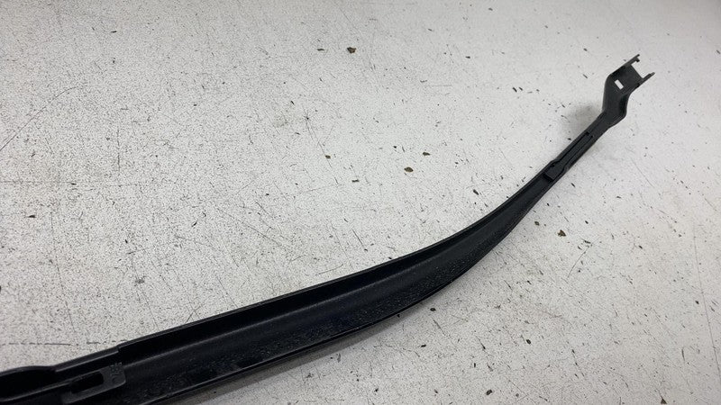 ⭕ 2017-2020 Maserati Levante Front Windshield Wiper Arm Right 67003233