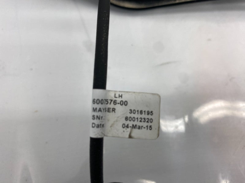 6007576-00 ⭕ 12-25 Model S Rear Left Tailgate Trunk Pinch Sensor Trim Molding LH 6007576-00