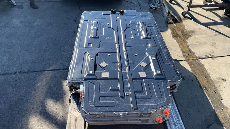 PT01244230 A ⭕ 2025 Rivian R1S HV Battery Module Large Pack Assy 407V 116 kWh PT01244230-A