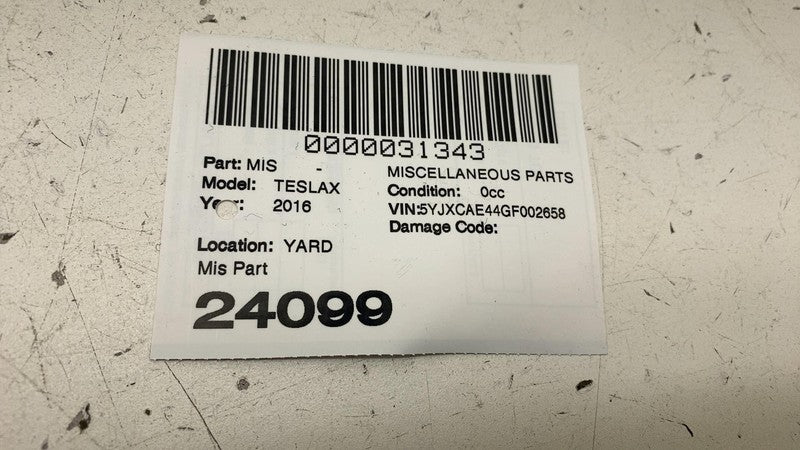 ⭕ 16-20 Model X 7-Seater 2nd Row Floor Carpet Mat Trim Panel Cover 105