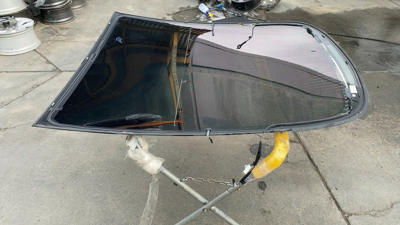 ⭕ 17-20 Model 3 M3 Rear Trunk Panoramic Backlite Glass Back Section 14