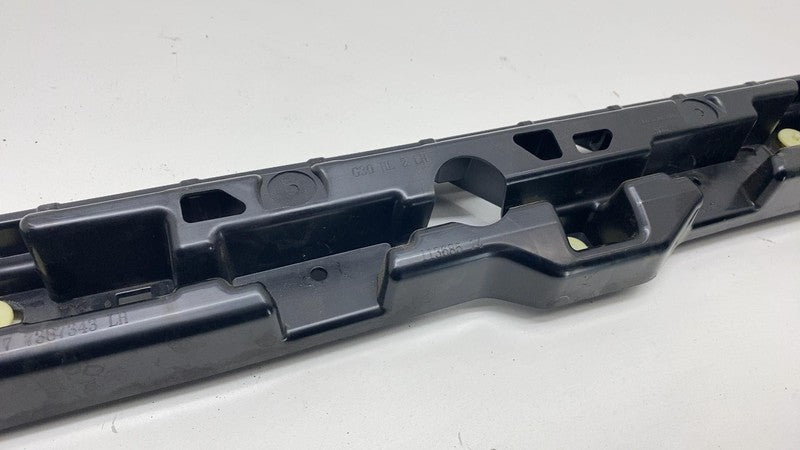 ⭕ 2018-2022 BMW 530e Front Left Skirt Rocker Molding Panel Support Mou