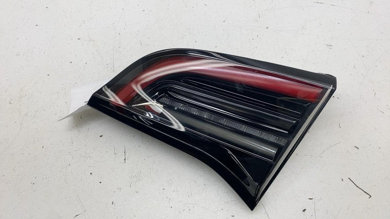 ⭕ 2017-2023 Model 3 Rear Right Inner Taillight LED Tail Lamp 4-Pin 150
