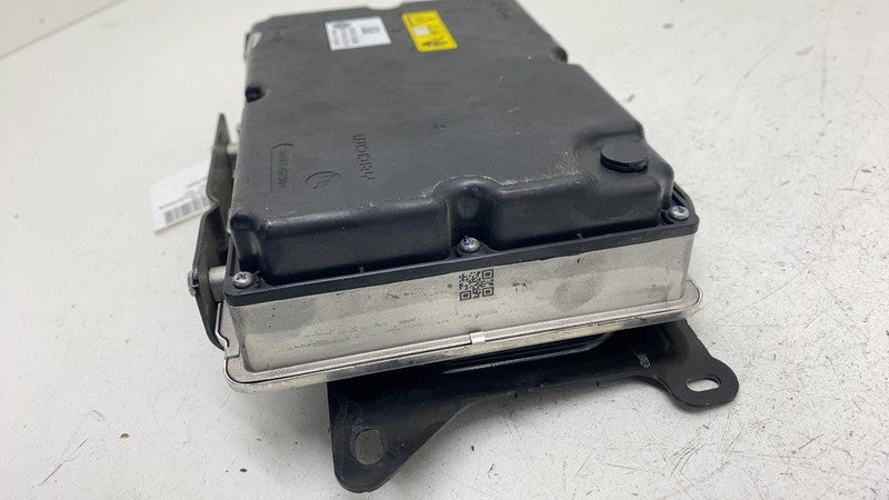PT00844738A ⭕2025 Rivian R1S Power Converter Control Module Unit w/ Bracket OEM PT00844738-A