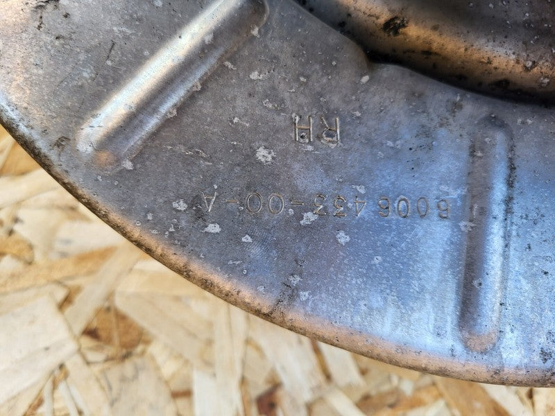 102741600D ⭕ 16-20 Model X MX Rear Right Side Spindle Knuckle w/ Hub & Shield 1027416-00-D