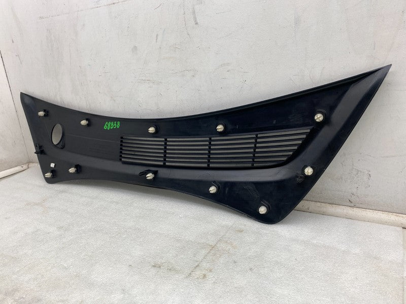 1081675 00 B ⭕ 17-23 Model 3 M3 Rear Underhood Apron Windshield Cowl Vent Cover 1081675-00-B