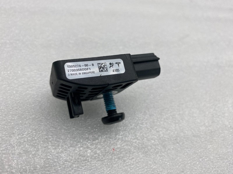 100527400B ⭕12-20 Model S Front Left or Right Acceleration Crash Impact Sensor 1005274-00-B