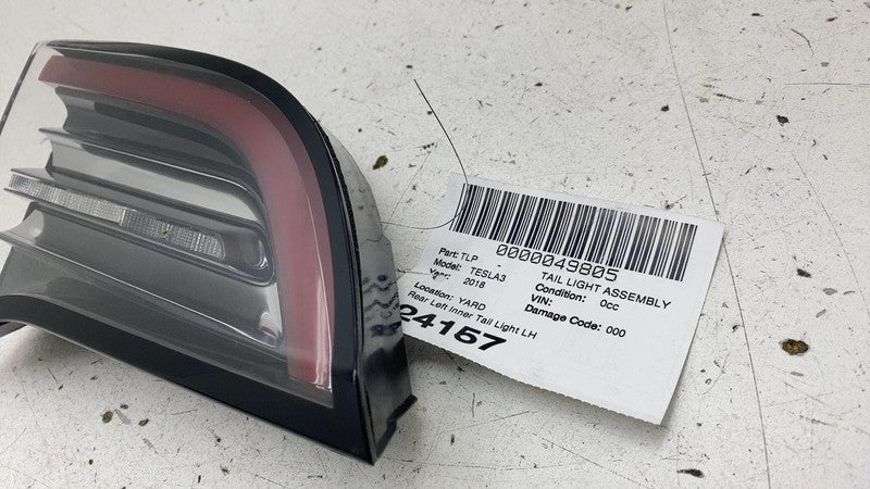 1077401-00-E ⭕ 2017-2023 Model 3 Rear Left Inner Taillight LED Tail Lamp 3-Pin 1077401-00-E