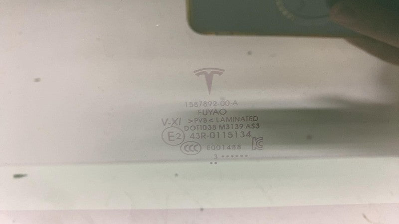 ⭕ 21-23 Model 3 Front Middle Panoramic Sun Moon Roof Window Glass 1587