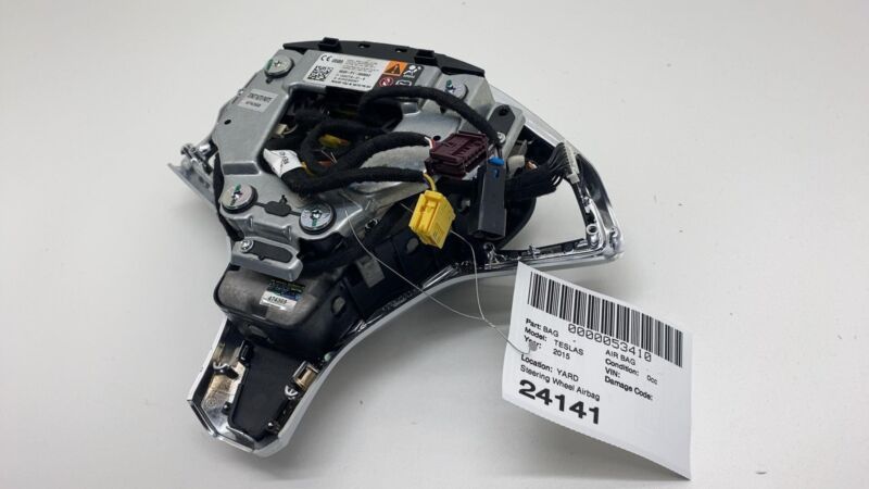 103677801B 2012-2015 Tesla Model S Steering Wheel Airbag Module w/ Retainer Plate Bracket