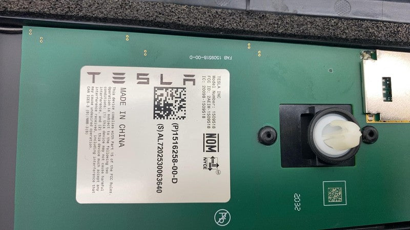 ⭕ 20-23 Model Y Right Exterior B-Pillar Applique Glass Trim RH AP3 150