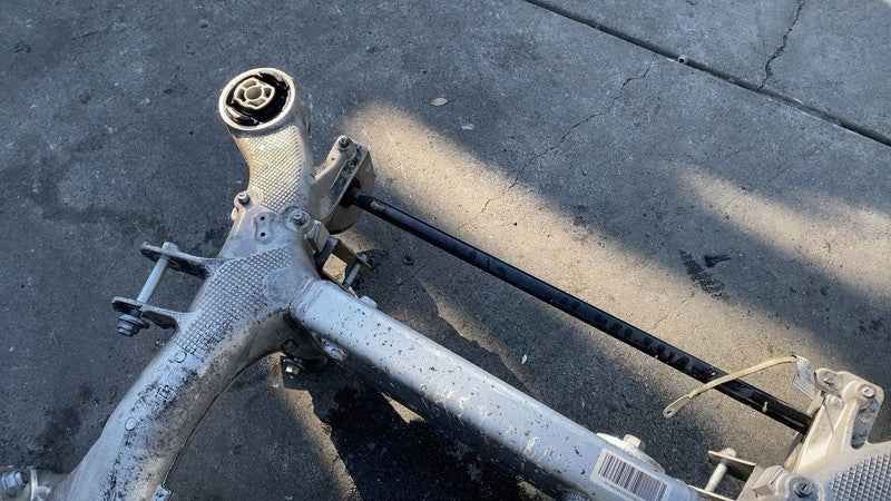 6861459-01 ⭕ 2018-2022 BMW 530e xDrive G30 Rear Suspension Subframe w/ Stabilizer Sway Bar