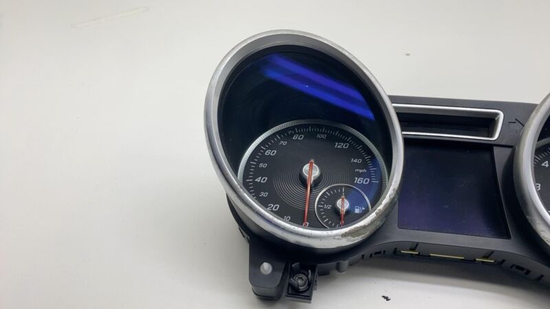 A1669008416 2016 Mercedes-Benz GLE350 Instrument Speedometer Gauge Cluster Assembly