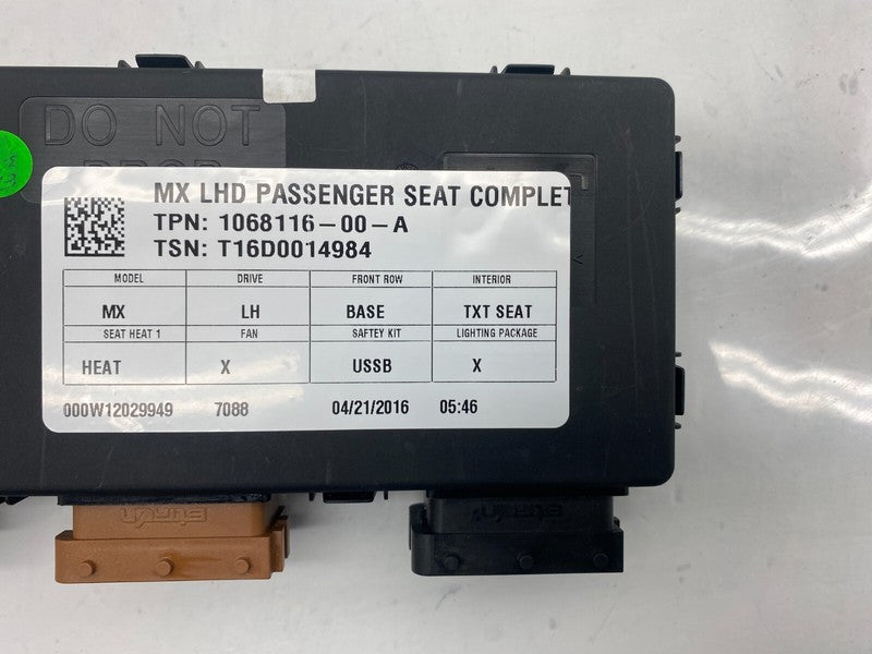 1068116-00-A ⭕ 2016-2020 Tesla Model X Passenger Seat Control Unit Module Right 1068116-00-A