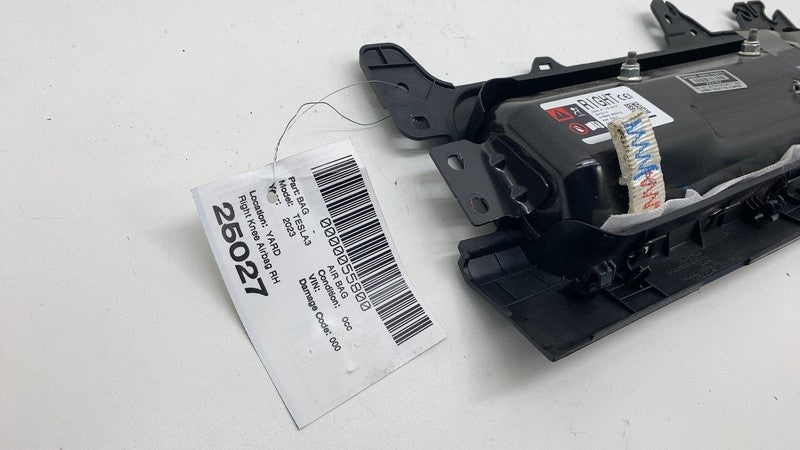 107782600D 2017-2023 Tesla Model 3 Passenger Side Lower Knee Safety Airbag Module Right RH