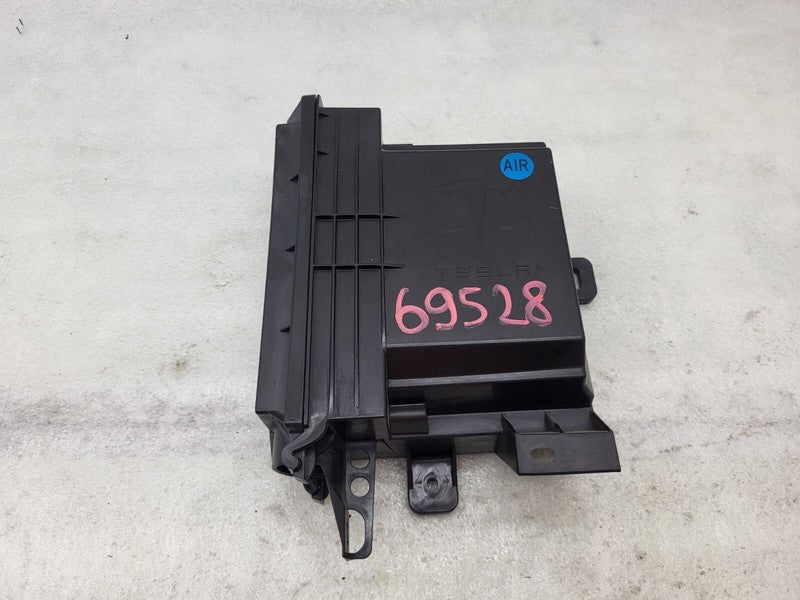 ⭕ 16-20 Model X Front Body Comfort Control Module ECU Enclosure Box 10