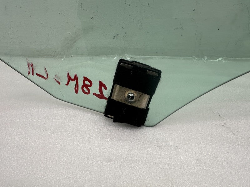 43R-004530 ⭕ 17-19 Tesla Model 3 Front Driver Side Door Window Glass Left LH (Single Pane)