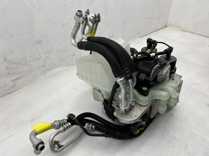 1506859 00 D ⭕2020-2023 Tesla Model Y Supermanifold Refrigerant Chiller LCC Coolant Reservoir