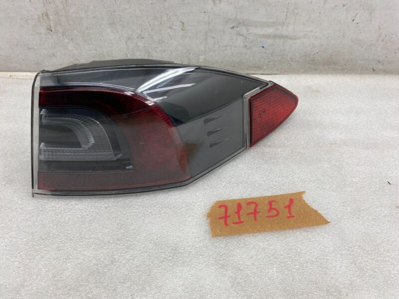 6005919-00-E ⭕12-20 Tesla Model S Right Taillight LED Tail Lamp & Door Reflector 6005919-00-E