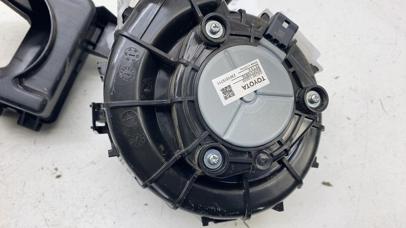 G923012020 ⭕ 23-24 Toyota Prius Hybrid Battery Cooling Blower Motor Fan w/ Duct G9230-12020