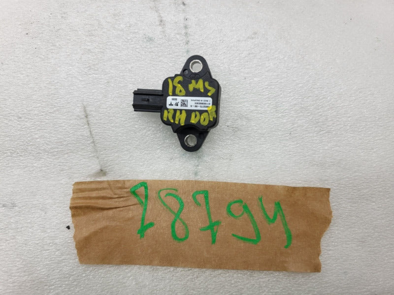 100527500A ⭕2012-2019 Tesla Model S MS Front Door Pressure Crash Impact Sensor 1005275-00-A