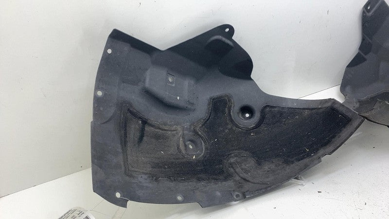 1694557-00-E ⭕ 24-25 Tesla Model 3 Front Right Wheel Fender Liner Splash Shield 1694557-00-E