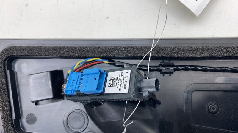 1100441-00-B ⭕ 2017-2023 Tesla Model 3 Right B-Pillar Applique Glass Trim Molding + Camera RH