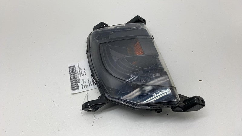 100599600E 12-20 Tesla Model S Front Passenger Fog Light Cornering Lamp Right 1005996-00-E