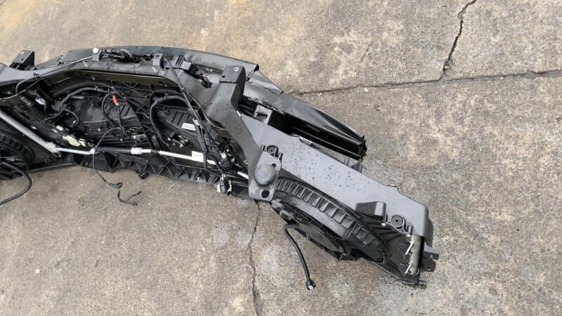 100537100B 2012-2015 Tesla Model S MS Radiator Carrier Core Support Condenser Reinforcement
