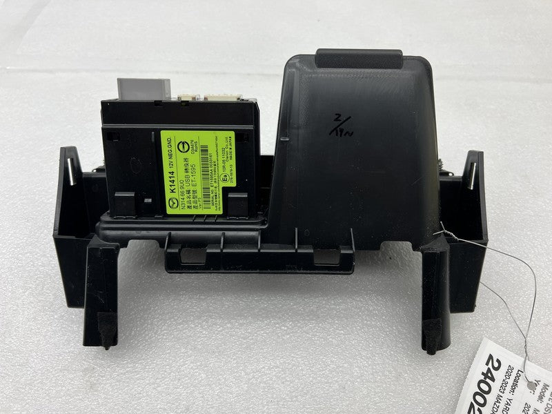 NF7W-55260 2020-2023 Mazda MX-5 Miata Dash Display w/ USB Aux & Defroster Heat Seat Switch