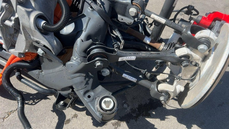 ⭕ 2017-2023 Tesla Model 3 Rear Drive Unit Motor w/ Suspension Assy 112